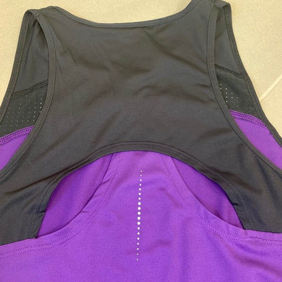 Champion Athletic Running Tank Top - Picture 7 of 8